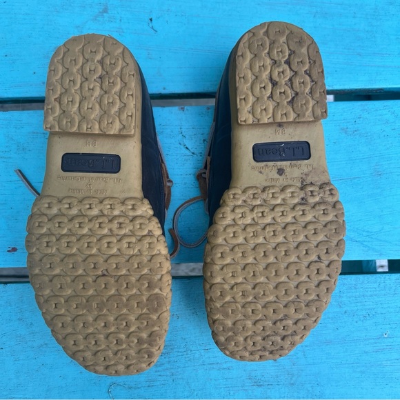 LL Bean Women's Duck Boots Shoes Size 6 M Brown Low Top Rain Waterproof - Picture 3 of 7